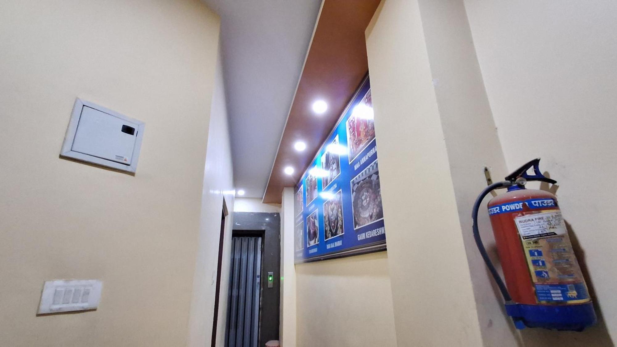 Shree Balaji Paying Guest House 바라나시 외부 사진