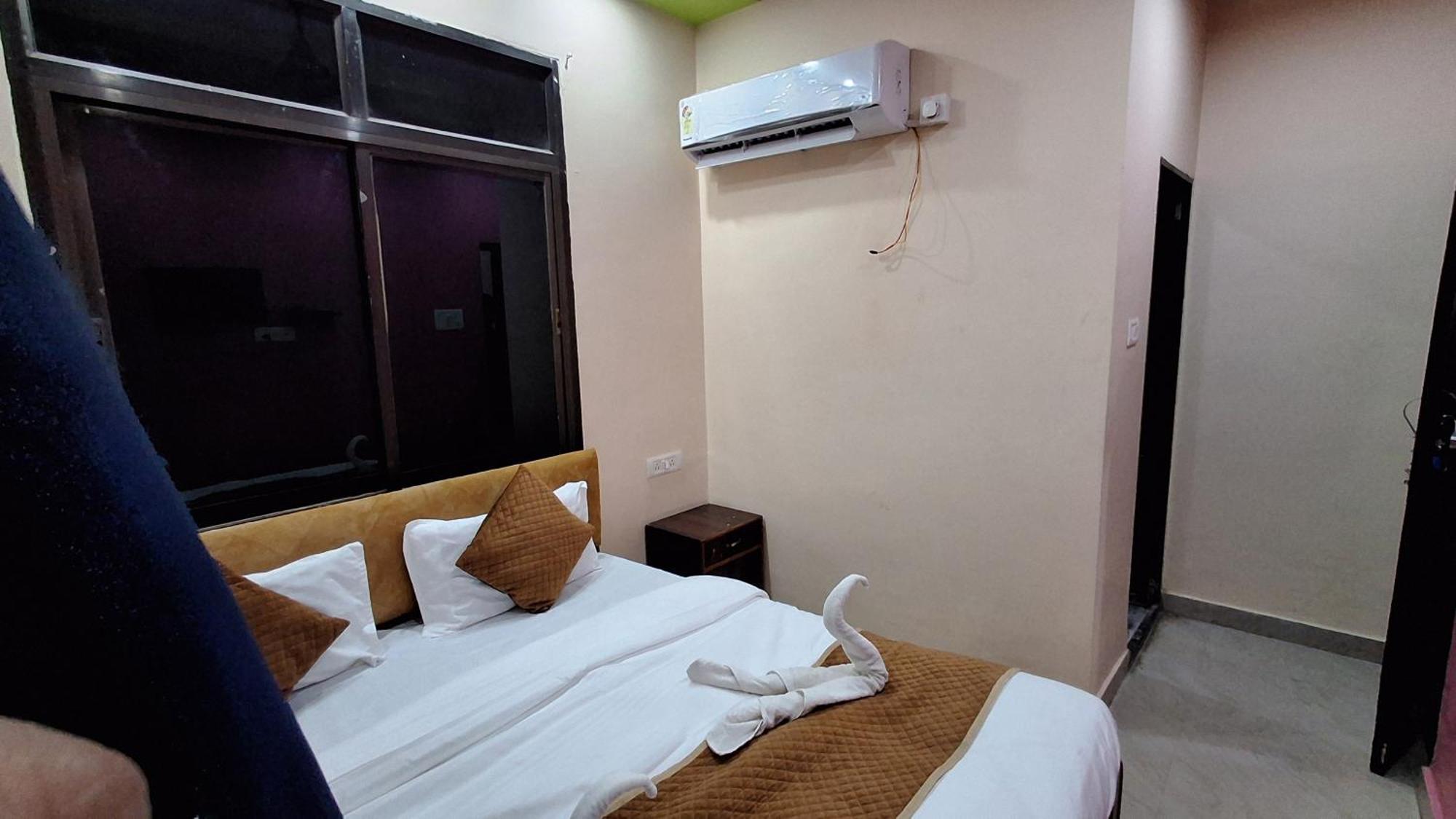 Shree Balaji Paying Guest House 바라나시 외부 사진